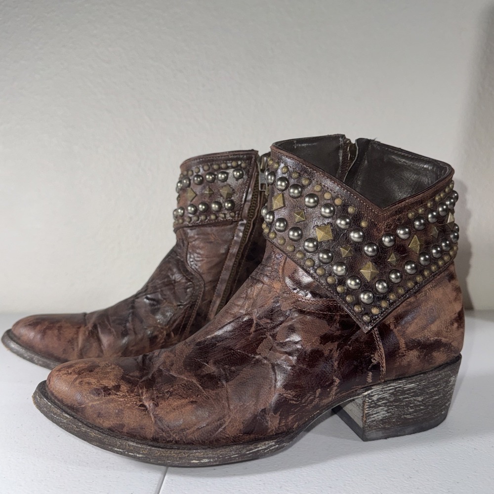 ⁠Old Gringo Mini Belinda Studded Brown Cowboy Ankle Boots 9.5 B⁠ Distressed BOHO